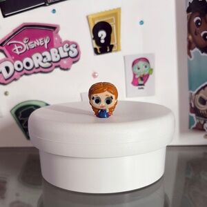 Series 1 Disney Anna Doorables